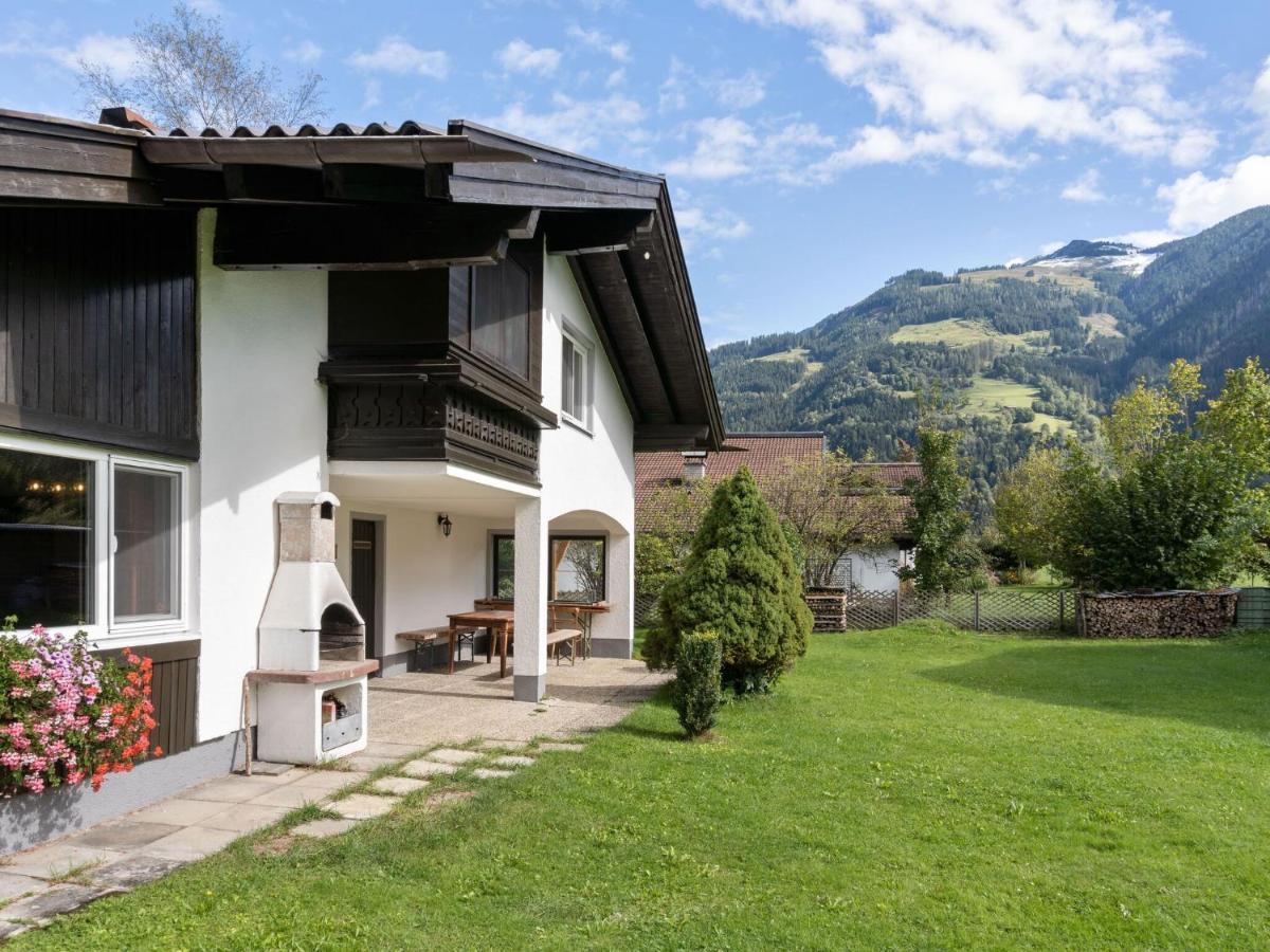 Spacious Chalet In Maishofen Near Forest Dış mekan fotoğraf